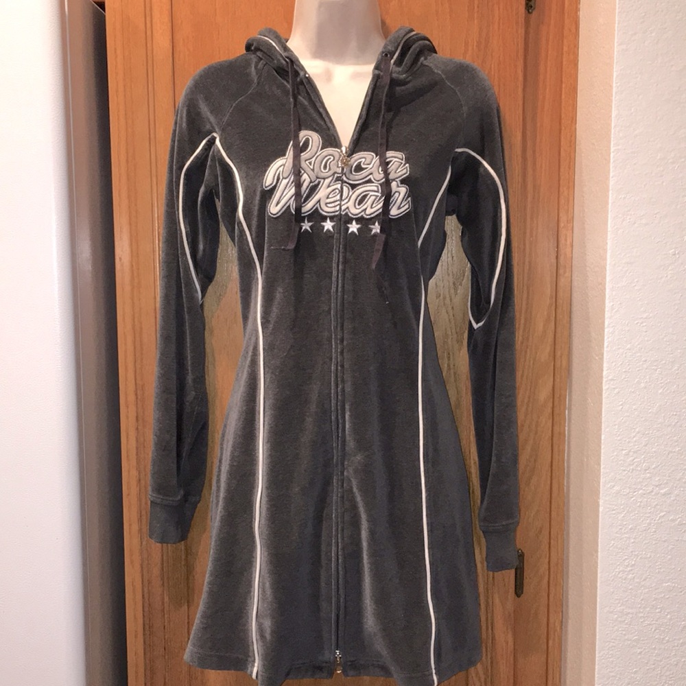 Roca Wear Sweater